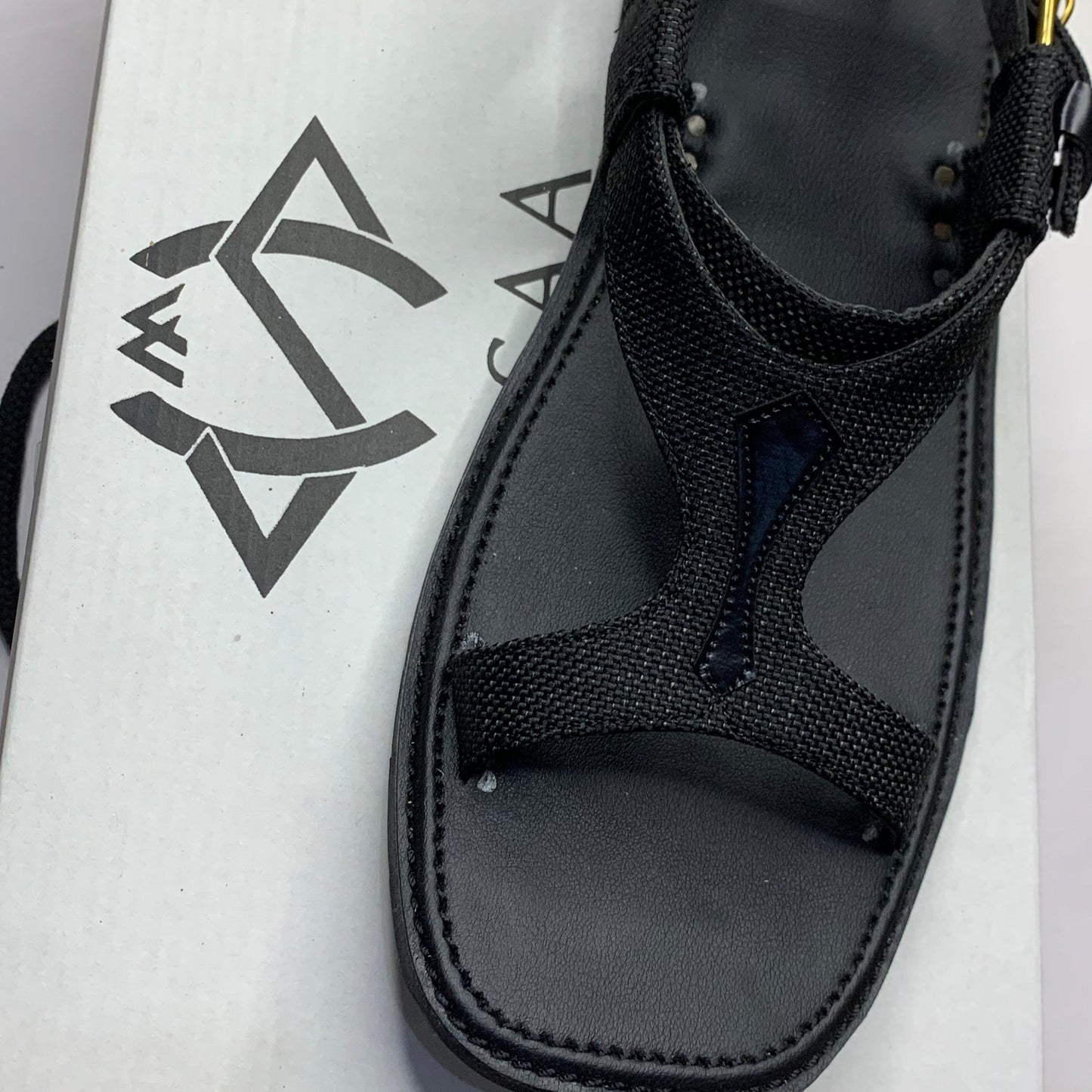 Handcrafted Fabric Panjedar Chappal – Black Traditional Sandal