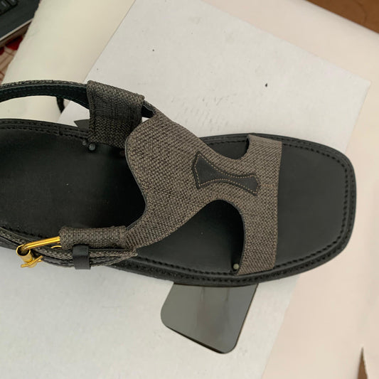 Handcrafted Fabric Panjedar Chappal – Black Traditional Sandal
